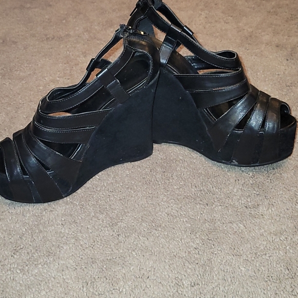 Forever 21 wedges. Size 8 - Picture 3 of 8
